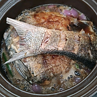 砂锅啤酒炖鱼的做法图解3