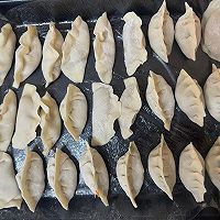 美味早餐！一口爆汁的香菇胡萝卜猪肉馅饺子的做法图解13
