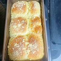 美味早餐!柔软拉丝的奶酥吐司的做法图解17