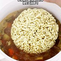 谨记这个鸡排咖喱泡面的做法，好吃到停不下！的做法图解5