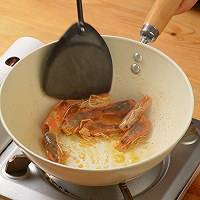 虾仁炒牛肉的做法图解4