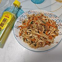 #豪吉藤椒油真香来袭#海鲜菇炒肉的做法图解12