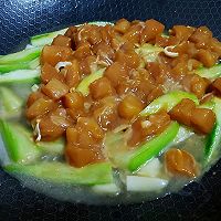 椒蒜丝瓜焖鸡肉的做法图解4