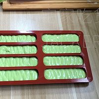 抹茶巧克力脆皮奶酪棒,清凉解暑,让疲惫与烦恼瞬间消散。的做法图解9