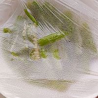 蒜香蚝油叮丝瓜的做法图解3