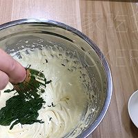 抹茶巧克力脆皮奶酪棒,清凉解暑,让疲惫与烦恼瞬间消散。的做法图解7