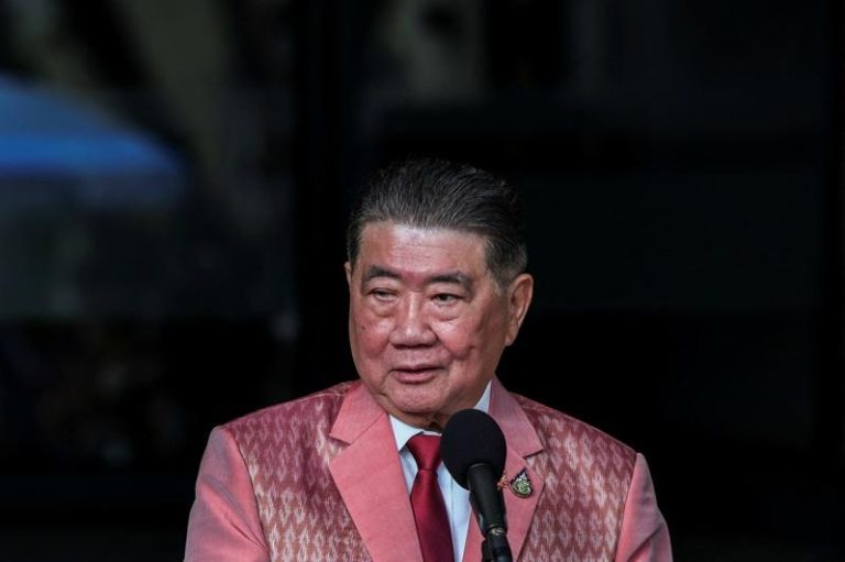 明天新阁员宣誓就职后，代理总理一职将交给副总理兼内政部长普谭（Phumtham Wechayachai，图）。路透