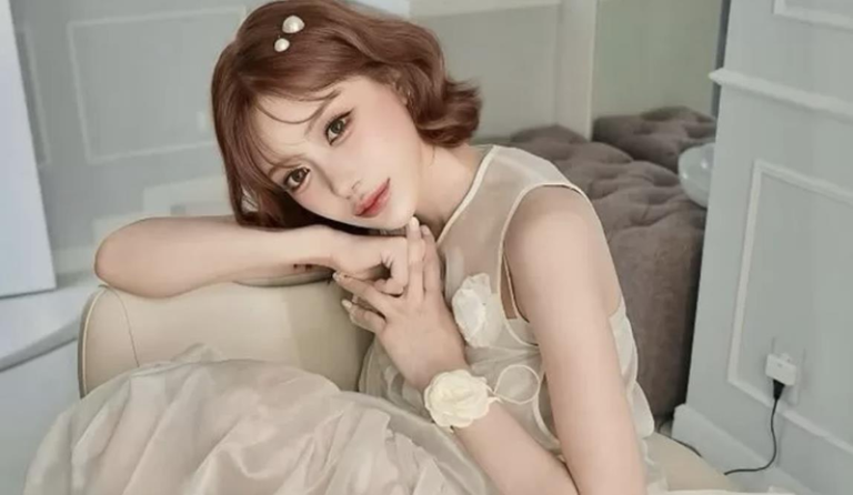 明日花绮罗否认和周鹤年发生关系。图／摘自IG