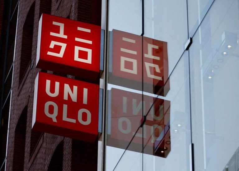 UNIQLO商标以英文和日文片假名组成。 (路透数据照)