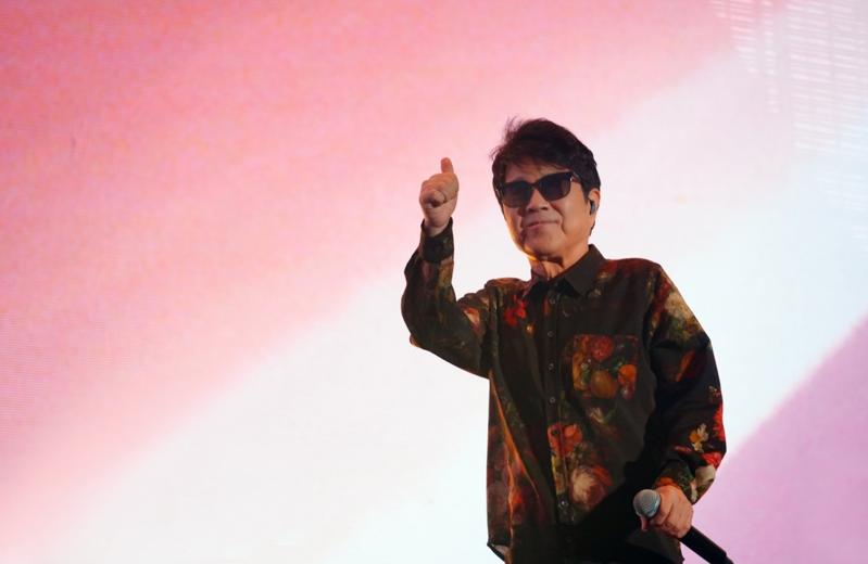 赵容弼在南韩拥有歌王地位,歌曲传唱度极高。图/摘自官网