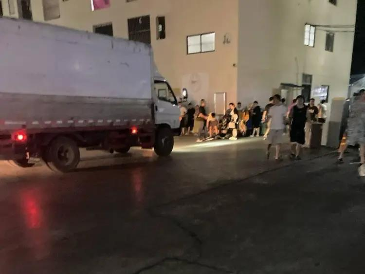 柬埔寨官方称，近日已逮捕超1000名涉案人员。（取材自观察者网/高棉时报图）