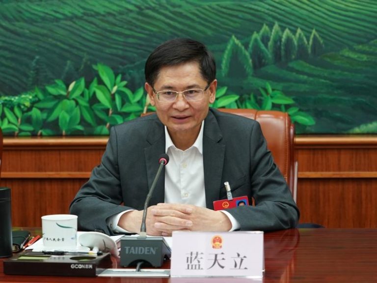蓝天立可能涉嫌包庇稀土走私，被指间接冲击中美贸易战。（中新社）