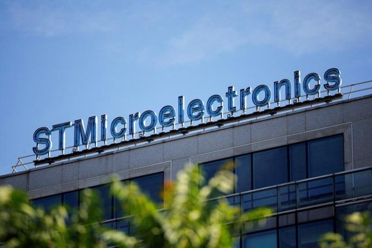 意法半导体（STMicroelectronics）意外亏损，第2季经调整后营运亏损1.33亿美元。（路透）