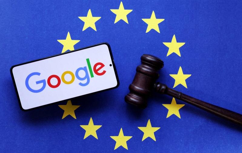 Alphabet旗下的Google全球事务总裁华克(Kent Walker)今天在博客发文证实,Google将签署欧洲联盟(EU)人工智能(AI)行为准则,该准则目的在协助企业遵循欧盟的AI准则。路透