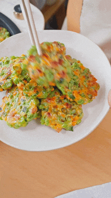 【宝宝辅食】豆角小煎饼的做法图解12