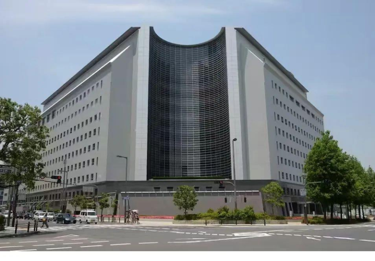 中国游客在日本大阪遭到袭击和抢劫，图为大阪警察本部。(取材自扬子晚报)