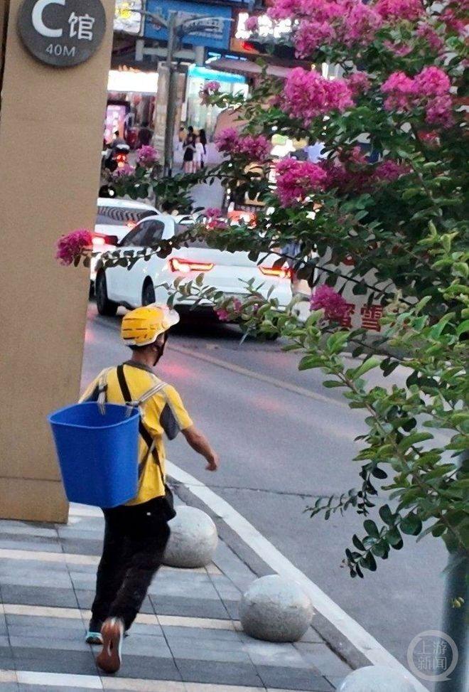 朱传洋的愿望是成为一名专送外卖员。(取材自上游新闻)