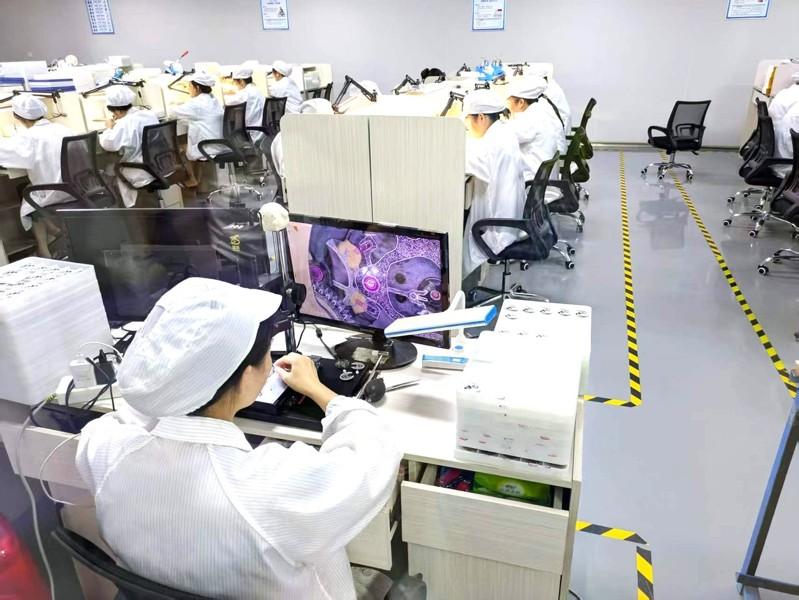 船山时间谷号称是全大陆唯一的钟表全产业链项目，整个园区具备了每天生产30万只手表的产能。（记者廖士锋／摄影）