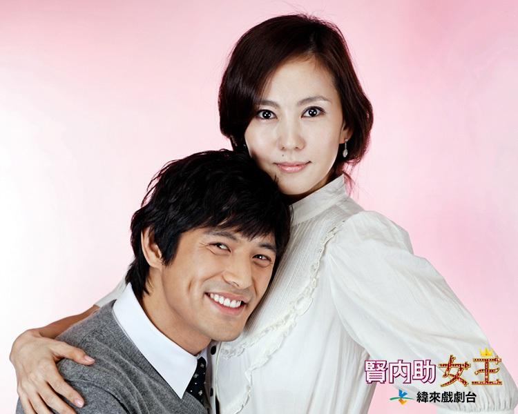 金南珠（右）、吴智昊主演「贤内助女王」。图／纬来戏剧台提供