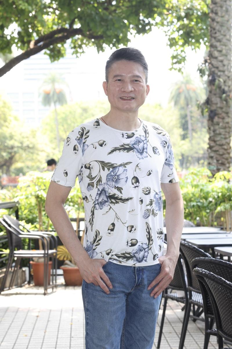 秦杨右眼突发性失明，紧急前往医院就诊。图／秦杨提供