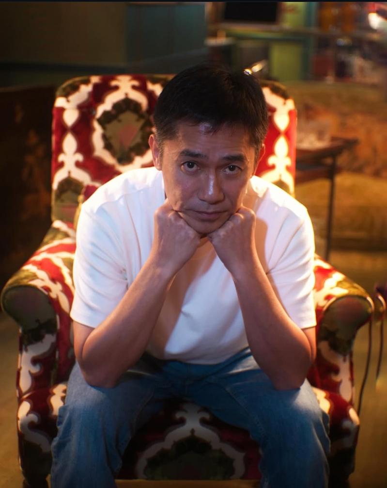 刘嘉玲晒出与老友聚会照，杜琪峰、梁朝伟、周润发都到场。(取材自Instagram)