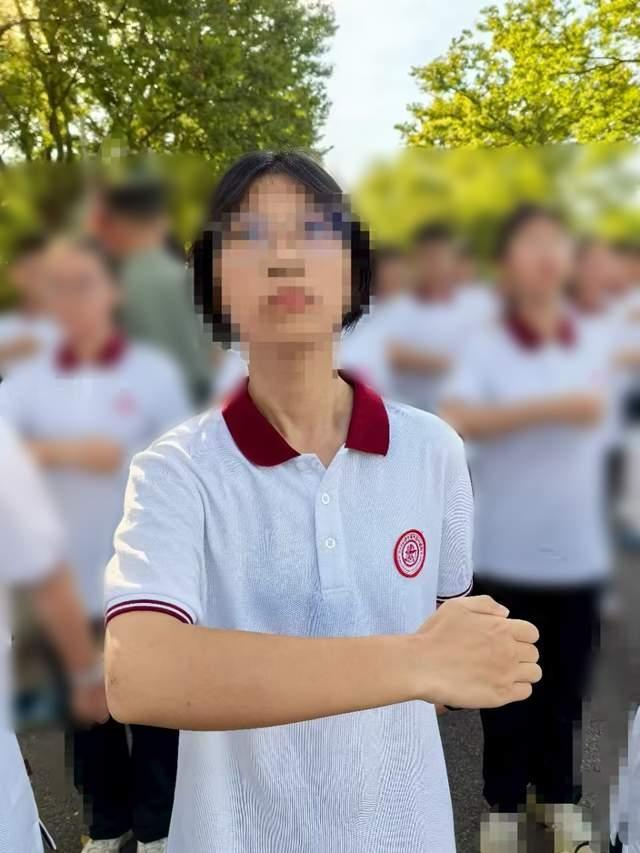 军训期间身亡的15岁女生。(取材自大风新闻)