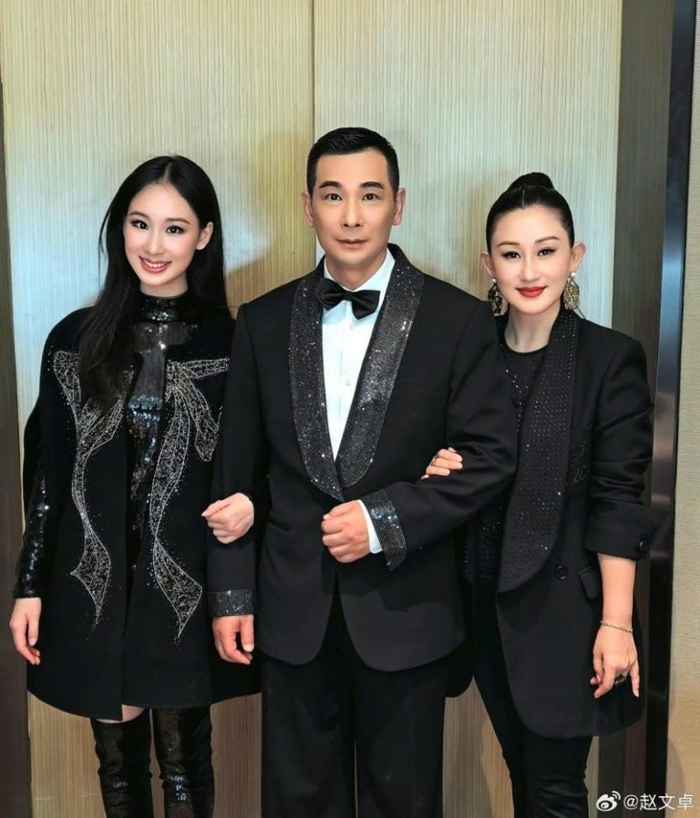 赵子仪（左起）、赵文卓和张丹露。(取材自微博)