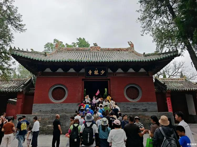再访少林寺：千年古刹的变与不变。(取材自奔流新闻)