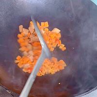 酱油炒饭(火腿无蛋版)的做法图解3