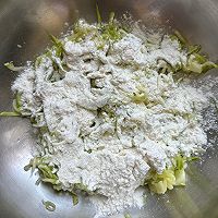 面蒸菜之西葫芦(半成功版)的做法图解3