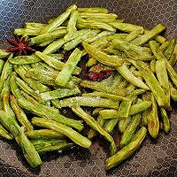 椒蒜香煸四季豆的做法图解4