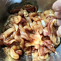 双椒炒肉丝的做法图解3