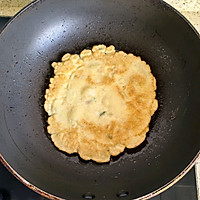 玉米鸡蛋饼的做法图解9