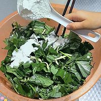 红薯叶麦饭 ▏红薯叶别扔，摇身一变成为健康美食～的做法图解5