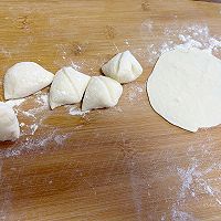 韭菜苔水煎包的做法图解5