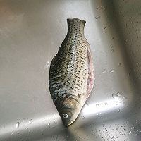 奶白鲫鱼汤的做法图解1