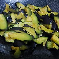 蒜辣豆豉烧茄子的做法图解3