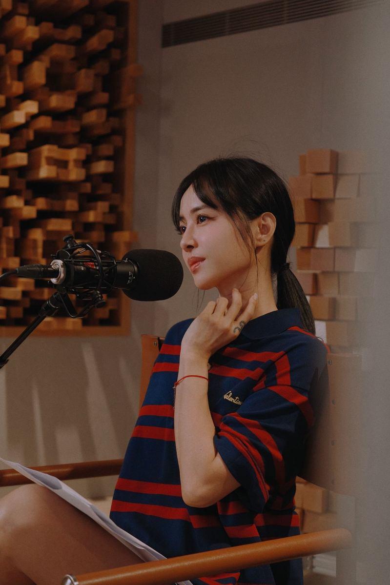 歌手蔡依林的全新专辑「Pleasure」已发行,蔡依林这次通过Podcast用「声音」亲自与乐迷分享。图/凌时差音乐提供