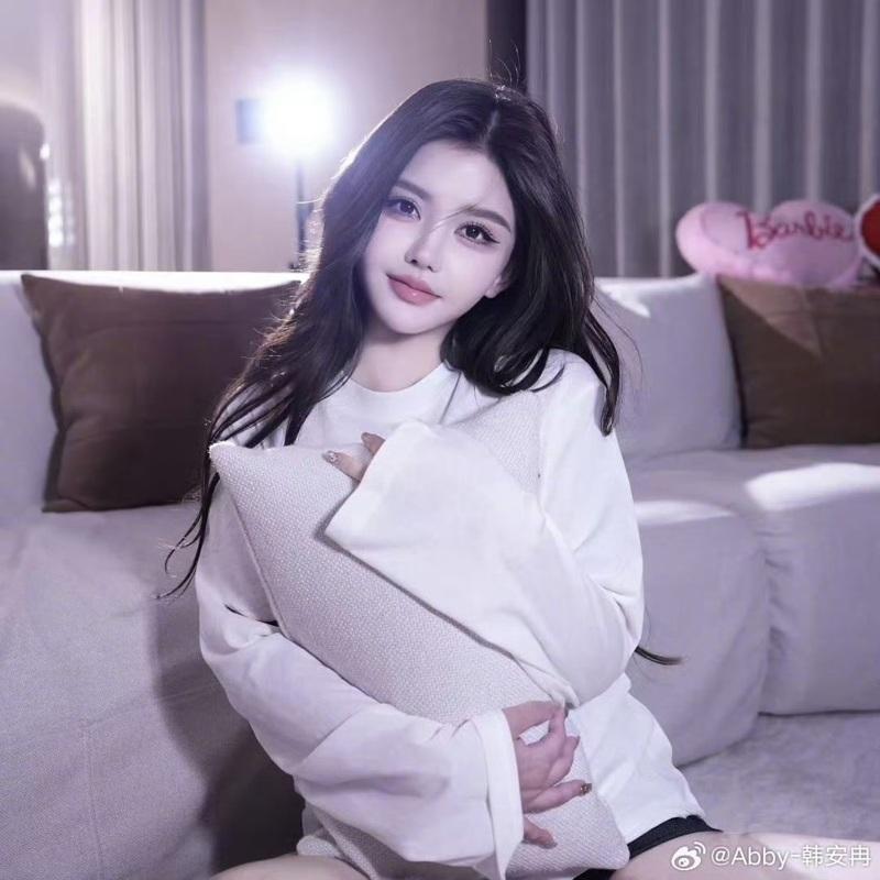 网红韩安冉证实4度离婚。(取材自韩安冉微博)