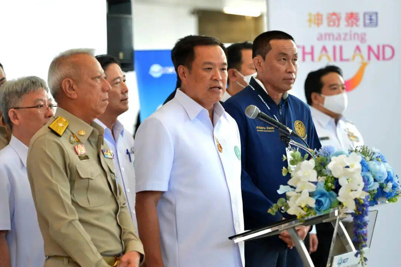 泰国自豪泰党党首阿努廷5日在国会下议院特别会议投票中获得过半数支持，将出任泰国新任总理。(新华社)