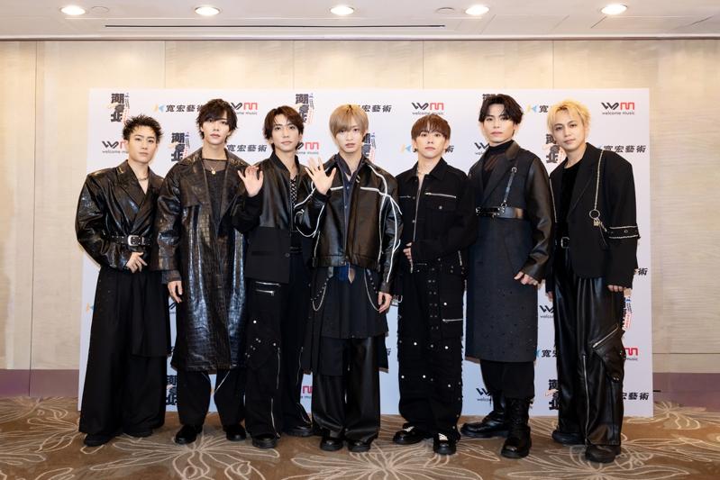 「IMP.」由椿泰我(左起)、松井奏、铃木大河、佐藤新、基俊介、影山拓也、横原悠毅首度访台。记者沈昱嘉/摄影
