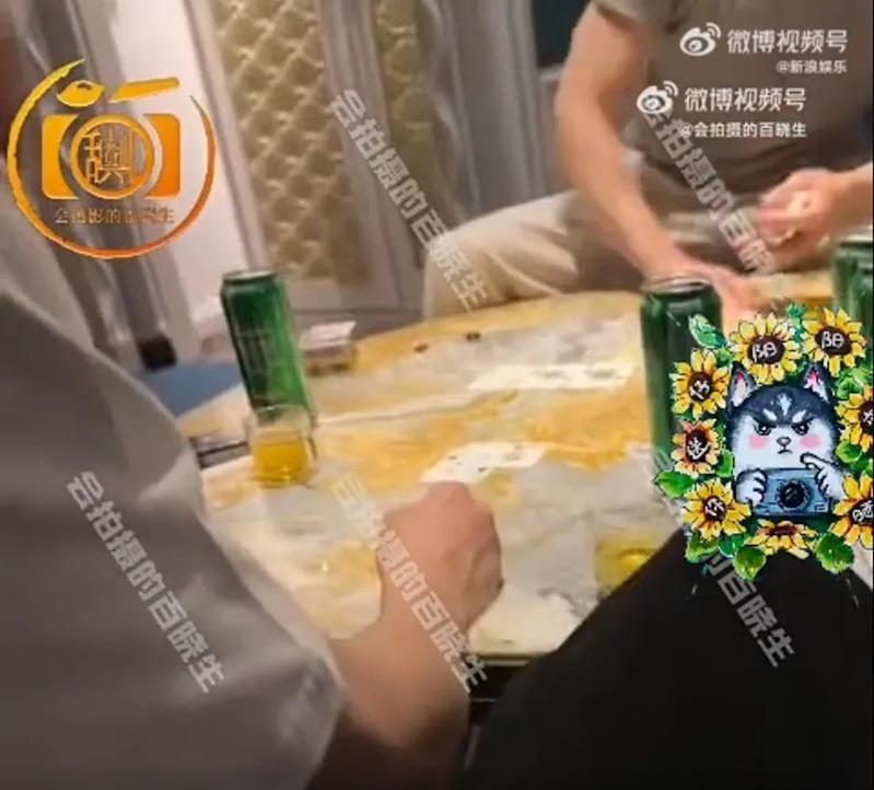 许凯完美人设崩塌，让不少粉丝心碎。（取材自微博）