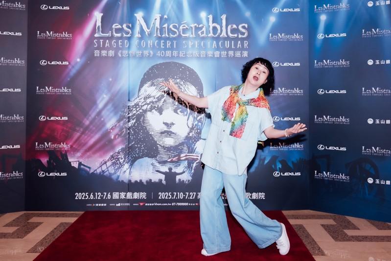 小S(左)与蔡康永对于「康熙来了」的绿叶陈汉典传出喜讯，深表祝福。（图／中天提供）