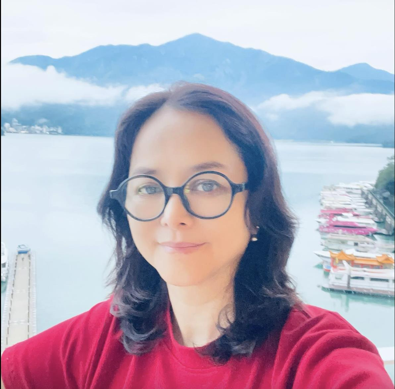 叶蕴仪现踪台湾日月潭度假。(取材自叶蕴仪Gloria Yip Official Threads)