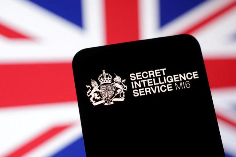 英国对外情报机关「军情六处」（MI6）19日启动「沉默信使」（Silent Courier）网络平台，为MI6首次公开以官方身分借助暗网（dark web）征求来自世界各地的情资和潜在合作对象。路透