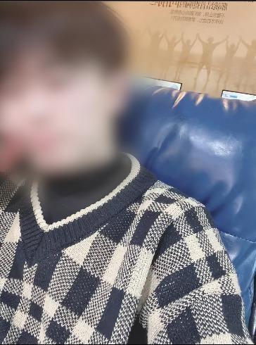 监控显示凶手追赶遇害者。（取材自潇湘晨报／受访者提供）