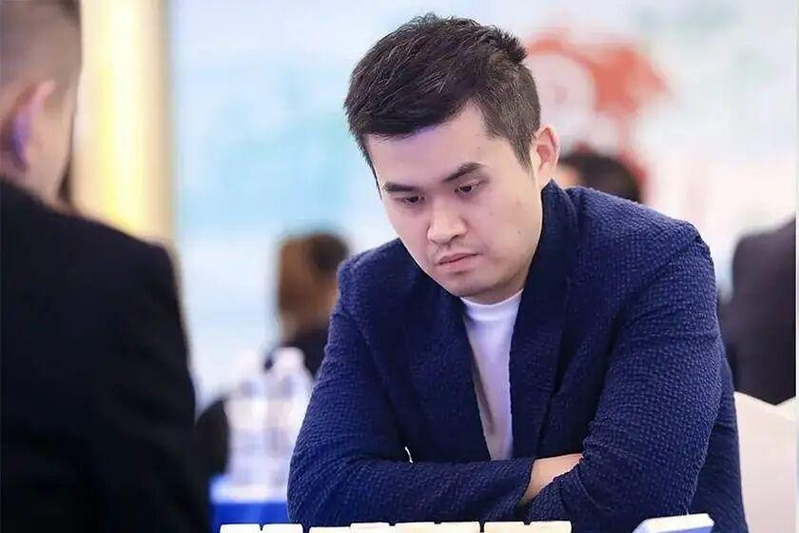 越南棋手首夺象棋世锦赛冠军，终结赛事创办以来中国棋手18届全冠纪录。（取材自九派新闻）