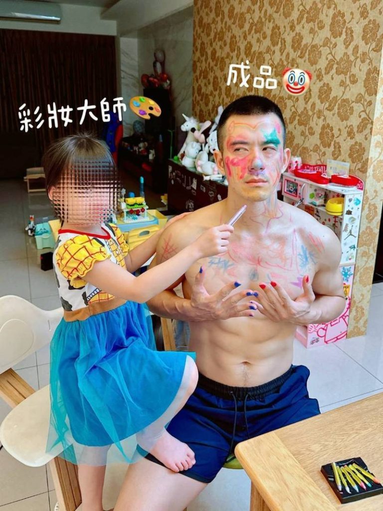 纪言恺和女儿交互相当温馨可爱。图／摘自脸书