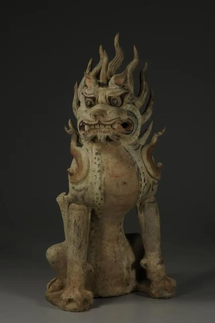 唐代兽面镇墓兽,甘肃灵台县博物馆藏。(取材自红星新闻)