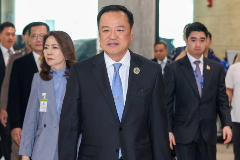 泰国自豪泰党党首阿努廷5日在国会下议院特别会议投票中获得过半数支持，将出任泰国新任总理。(新华社)